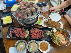 -韩风烤牛肉冷面店
