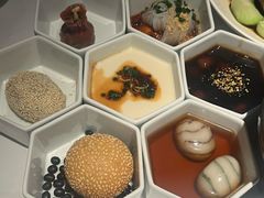秦淮八艳美味小吃-民国红公馆·秦淮八艳(夫子庙店)