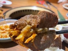 -炼火烤肉店