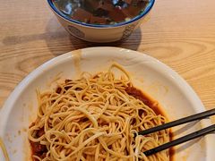 -禧凰·老上海白斩鸡辣肉面店