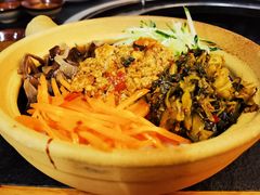 -阿山卓·野生菌火锅·纳西火塘烤肉