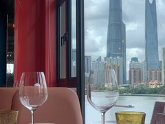 靠窗位-Kathleen's Waitan 凯圣琳江景西餐厅(外滩店)