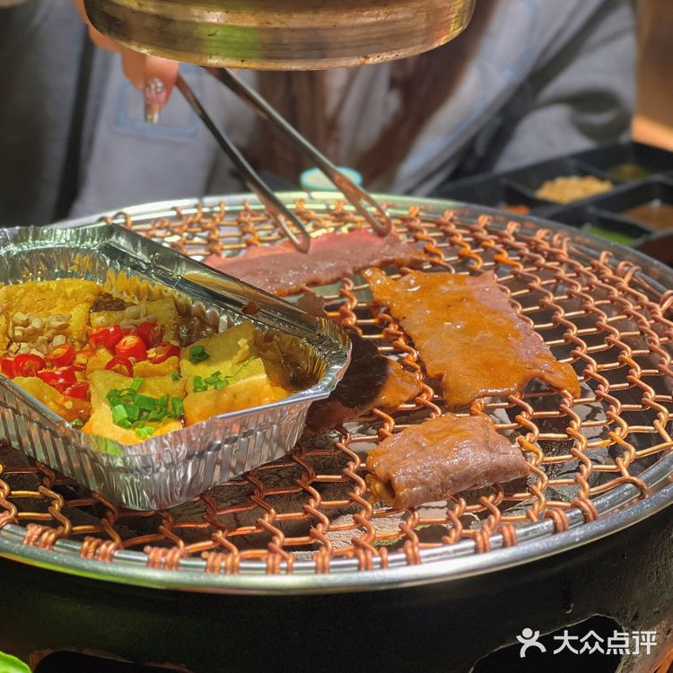 这家接地气的烧肉店，包揽我的姐妹局！