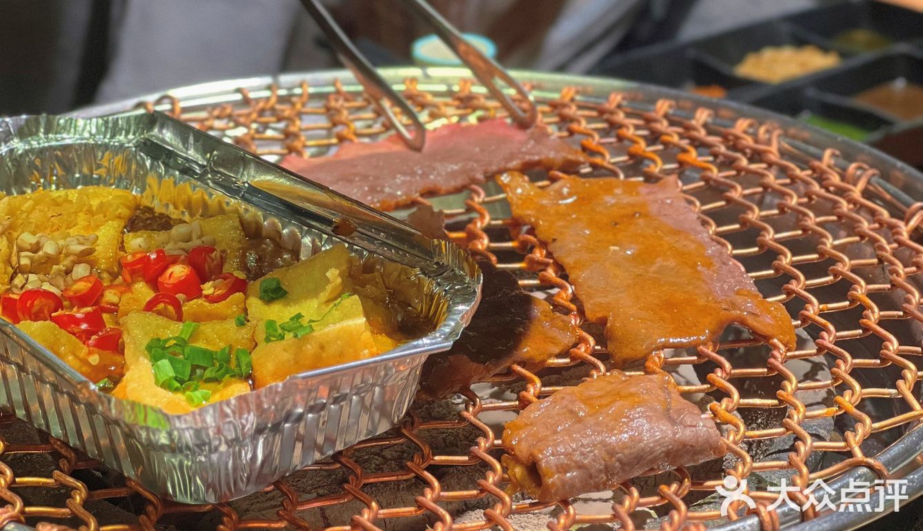 这家接地气的烧肉店，包揽我的姐妹局！