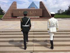 -上海市龙华烈士陵园