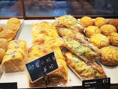 -Dough&Joe团憩(瑞虹天地月亮湾店)