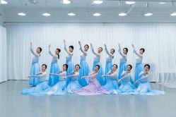 -深舞形体民族舞蹈工作室