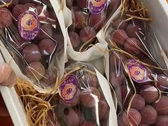 -上海龙吴水胜海发市场