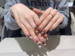 -晨·艺美甲美睫