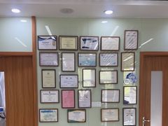 -茂菊口腔连锁(浦东南路店)