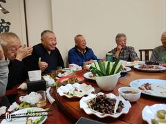 -聚首堂·特色小吃·肘子(什刹海德胜门店)