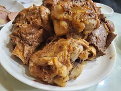 酱大骨头使劲啃-四海宴骨头王(恒基乐园店)