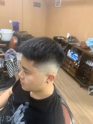-纯剪男士理发馆·烫染专业店
