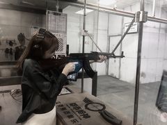 -都市枪神实弹射击俱乐部