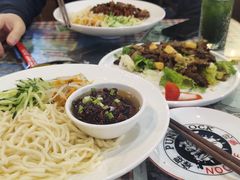 -鼓楼吃面·肉啃肉(南锣鼓巷店)