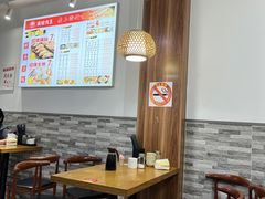 -黄阿姨锅贴大王(万航渡路店)