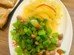 -六泰居·尔滨地标·东北菜(泰山路店)