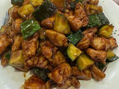 酱爆鸡丁-红实家常菜(静安里店)