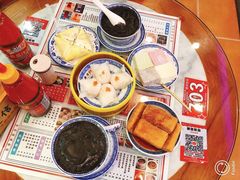 -捷信牛奶甜品世家(学府店)