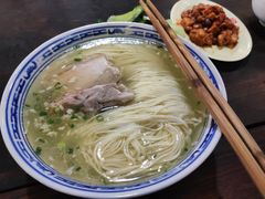 枫镇大肉面-同得兴 Since·1995 传统苏式面馆(嘉馀坊店)