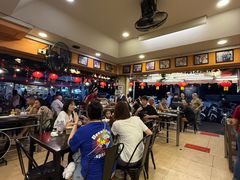 -J Daeng Seafood