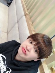 -SIX Hair Consultant