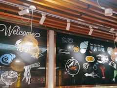 -老闵田螺馆·南昌市井菜·特色小吃(总店)