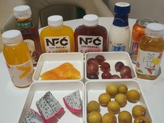 -涨巢·潮玩水疗局