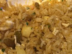 -新大咀港式茶餐厅(宝山万达店)