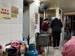 -煲煲香快餐(南京路店)
