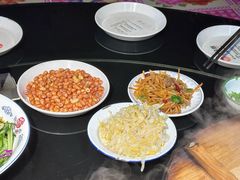 -鱼窝棚柴火铁锅炖(富山屯店)