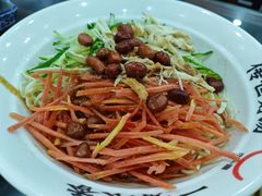 -牛一嘴·兰州牛肉面·大盘鸡(财富中心店)