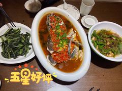 老坛剁椒鱼头-洞庭渔人(沙湾店)