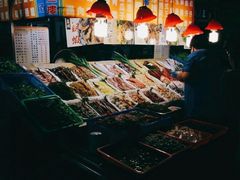 -六合夜市
