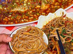 -洪霞餐馆·川菜·鲜货现炒(两江春城店)