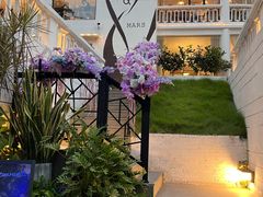 -Mark&Mars Restaurant