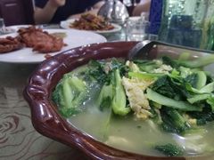 -湖南人家湘菜馆(镇江路店)