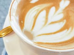 拿铁咖啡-香草山咖啡店·外教英语角·自习室(盛世商都店)