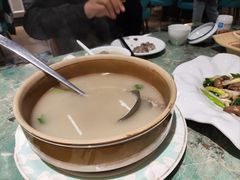 -新疆伊秀清真餐厅