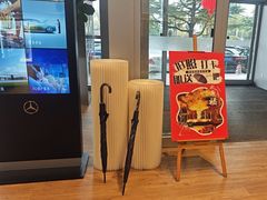 -奔驰上海利星(七宝店)