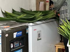 -夹江老头叶儿粑(石雁儿小区店)