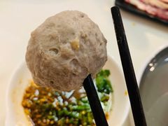手锤牛筋丸（生）-三头牛·潮汕牛肉生蚝火锅 (夏湾店)