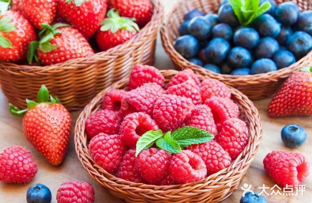 累时就歇一歇，随清风漫舞，烦时就静一静