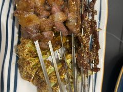 -许哥东北烧烤·铁丳烤串·宫后夹肉(繁花中心店)