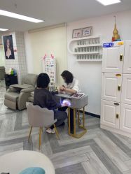 -米娜护肤造型