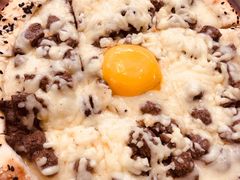 鸡蛋烤肉披萨-清真餐厅·回乡麦客