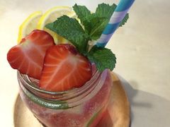 莓丽摩西多-MIKAKU(万达广场上海宝山店)