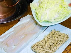 -年巴羊肉铺老铜锅(梅江店)