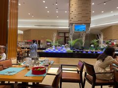 -亚龙湾希尔顿自助餐厅·海鲜·烧烤·沙滩BBQ·现场乐队
