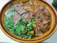 -花溪牛肉粉(八鸽岩店)